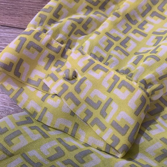 Banana Republic Blouse - Picture 3 of 5